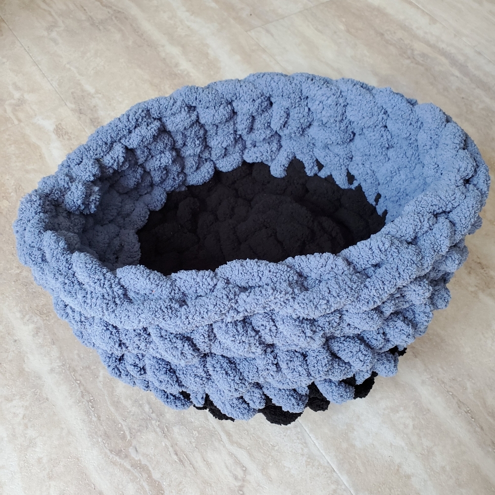 Blue Jean Round Pillow Soft Pet 🛌